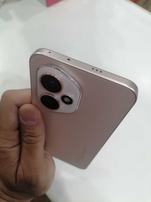 Honor 400 5 g sotiladi