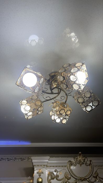 Качественная люстра