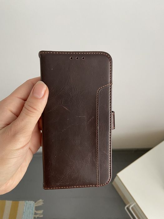 Отдам чехол на Iphonе