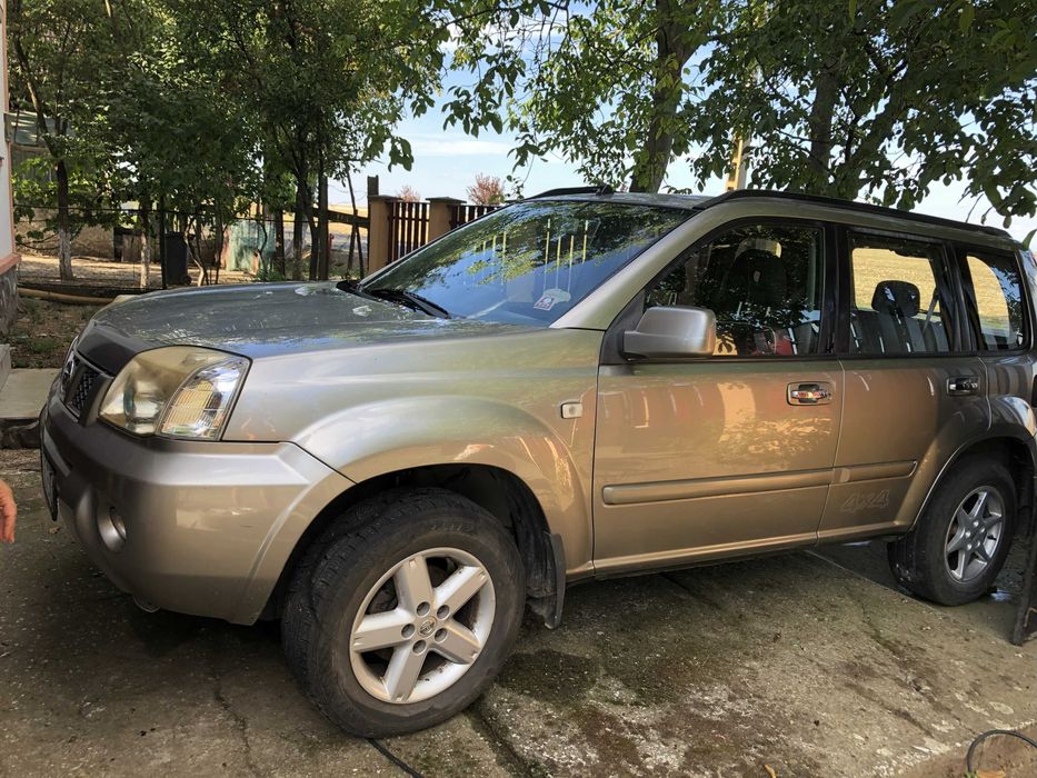 Nissan X-Trail T30
