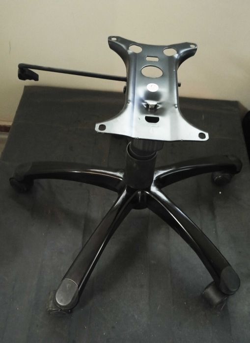 Кръстачка за офис геймърски стол