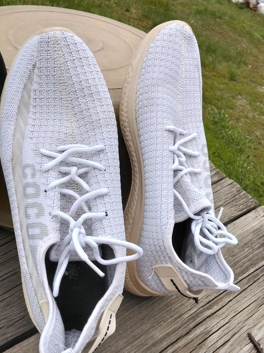 Продам кросовки  в хорошем качестве