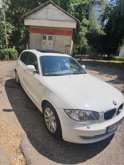 Vand bmw 116d,250k km,2011,propietar