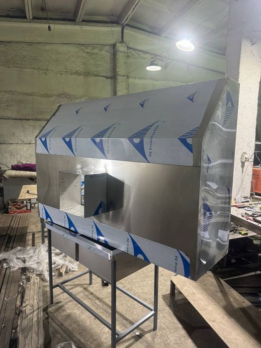 Вытяжка промышленная для профессиональных кухонь