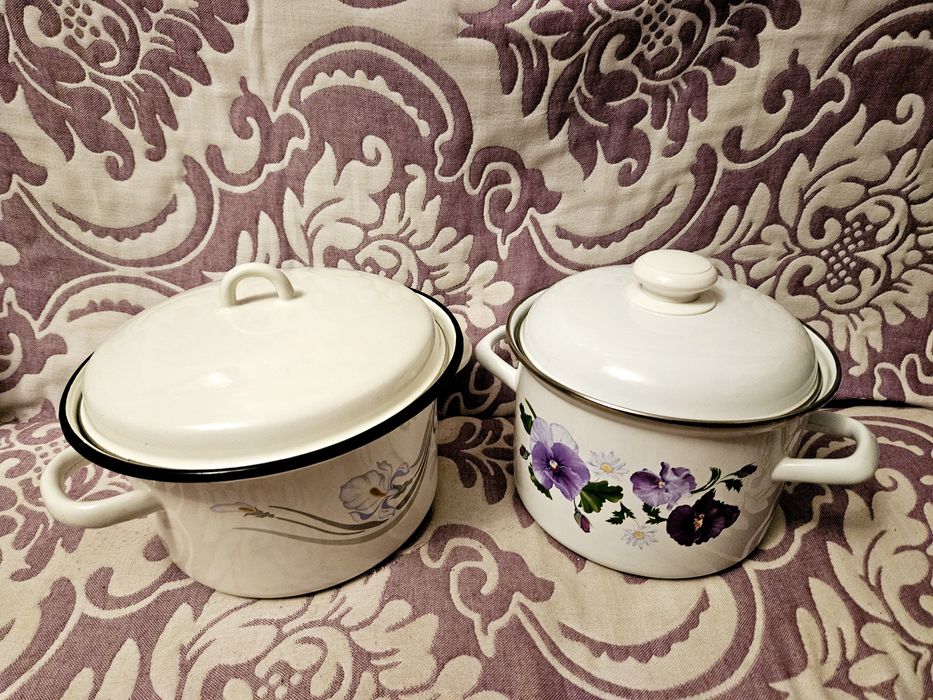 Кастрюли с крышкой 3 лира