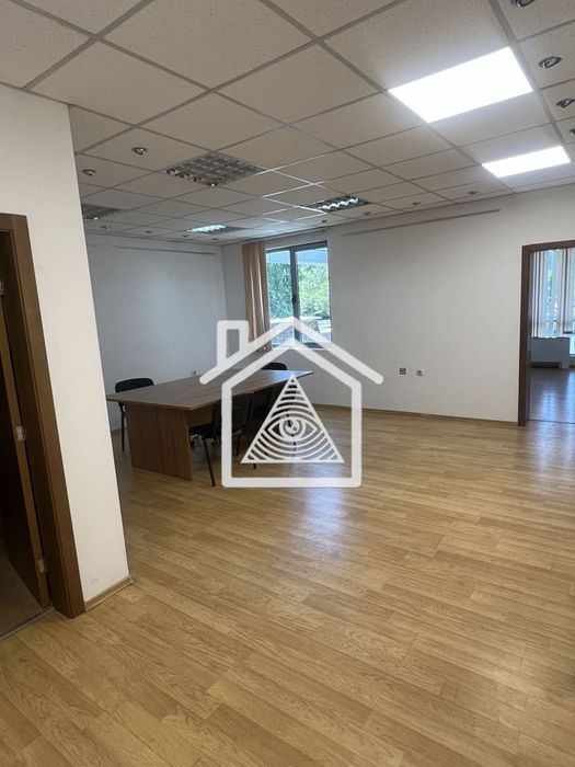 Офис в Пловдив-Каменица 2 площ 160 цена 920