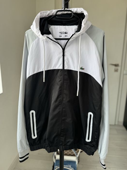 Мъжко якенце Lacoste