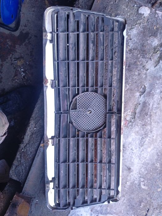 Мерседес 124 стеклоподъёмник, решётка