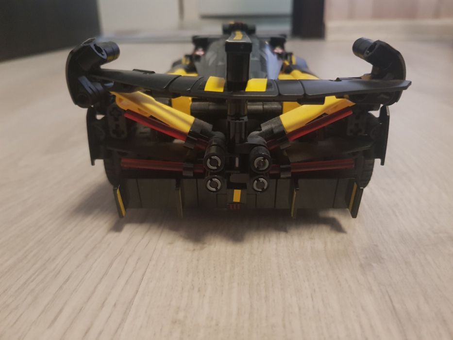 Bugatti Bolide lego сглобено