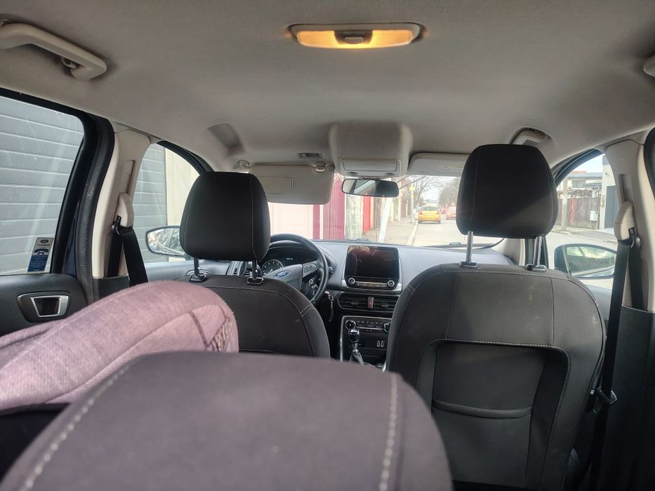 Mașina auto de vânzare