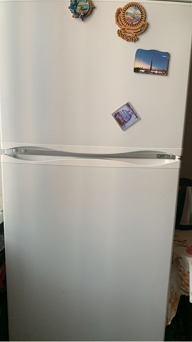 Продам холодильник  атлант