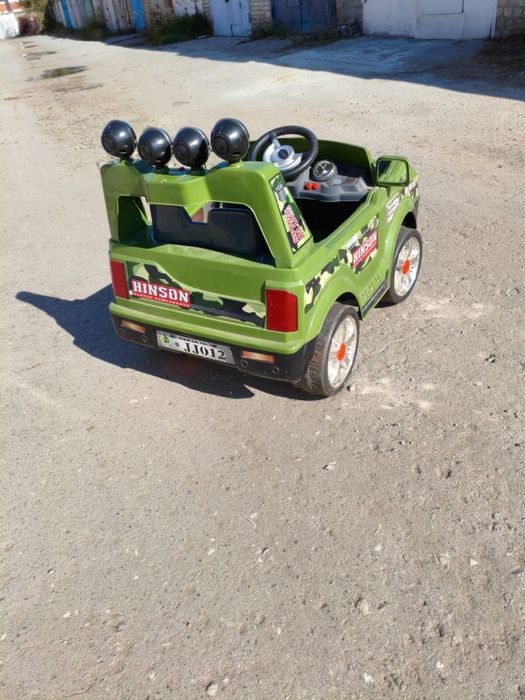 Автомобиь детский