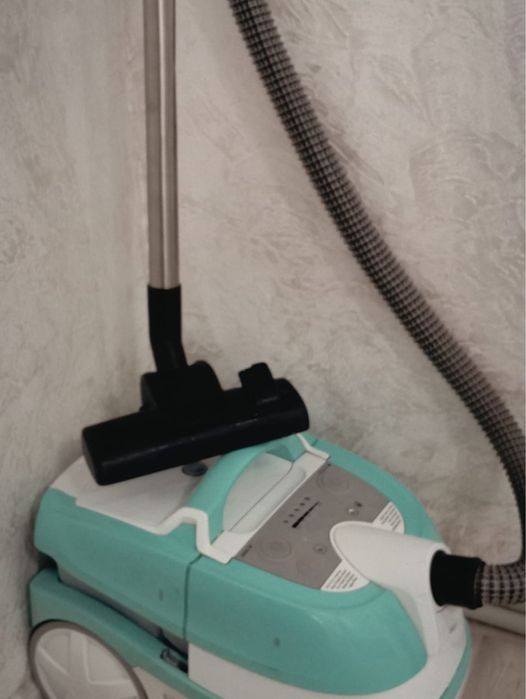 Продам пылесосы провадные