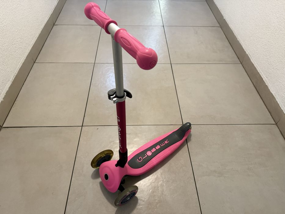 Trotineta copii, Globber Elite Deluxe Lights, pliabila, rosie