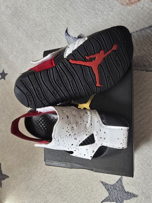 Детски сандали Jordan