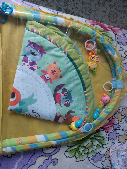 Детский развивающий коврик