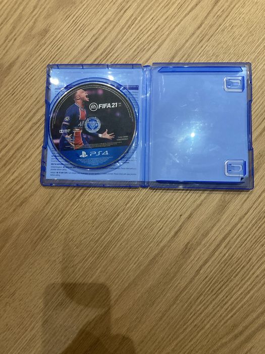 Игра за PS-4 Фифа 21
