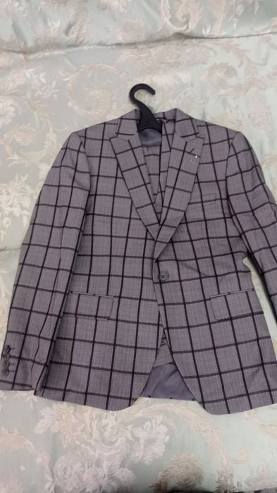 брючный костюм 46 размера