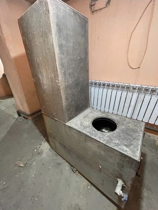 Продам печку с баком