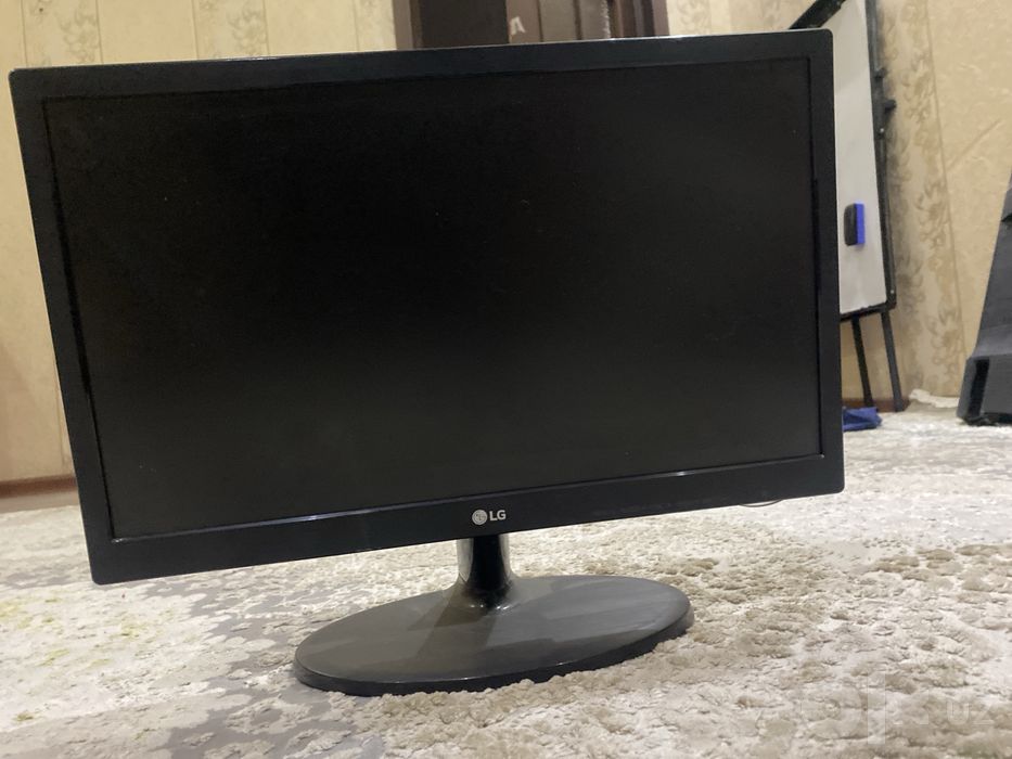 Monitor LG sotiladi yaxwi holatda