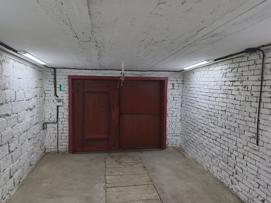 Сдам в аренду гараж 22 кв