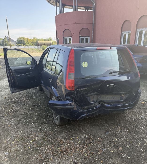 Ford fusion  avariat