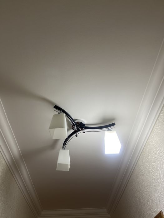 Люстра на 3 лампочки