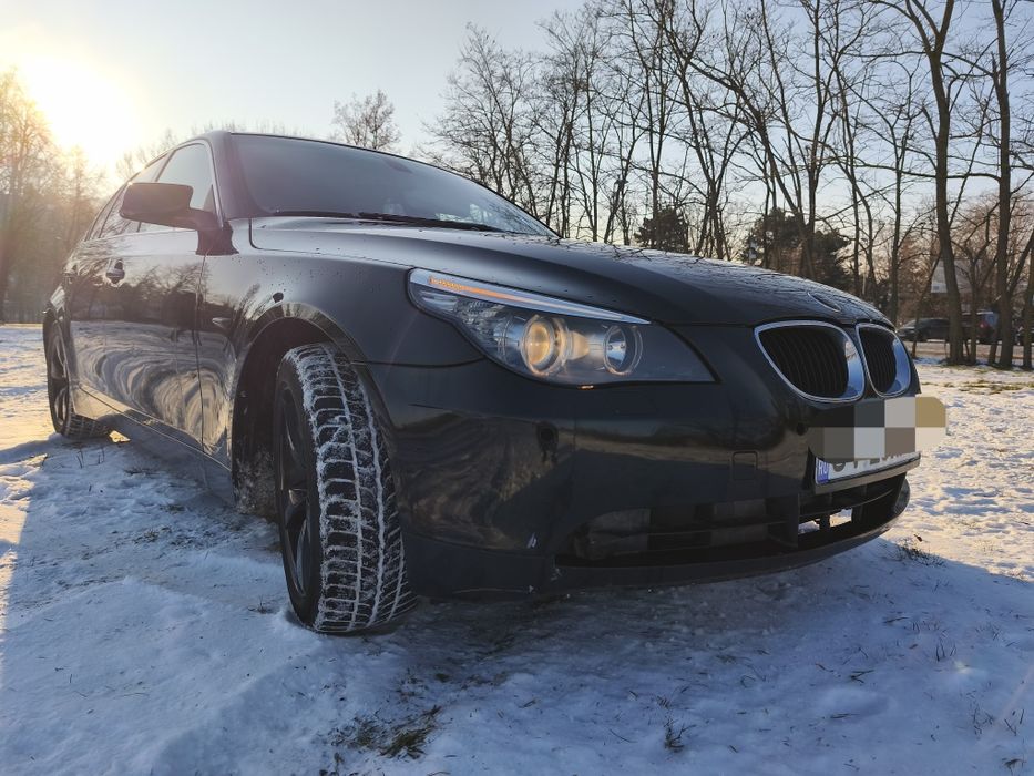 Vand Bmw e 60   an fabricație 2006 automat