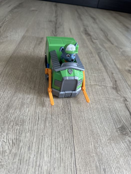 Masinuta Rocky paw patrol