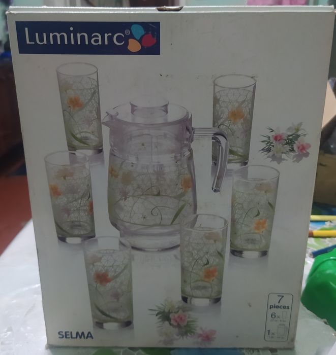 Продам набор. Графин и стаканы.