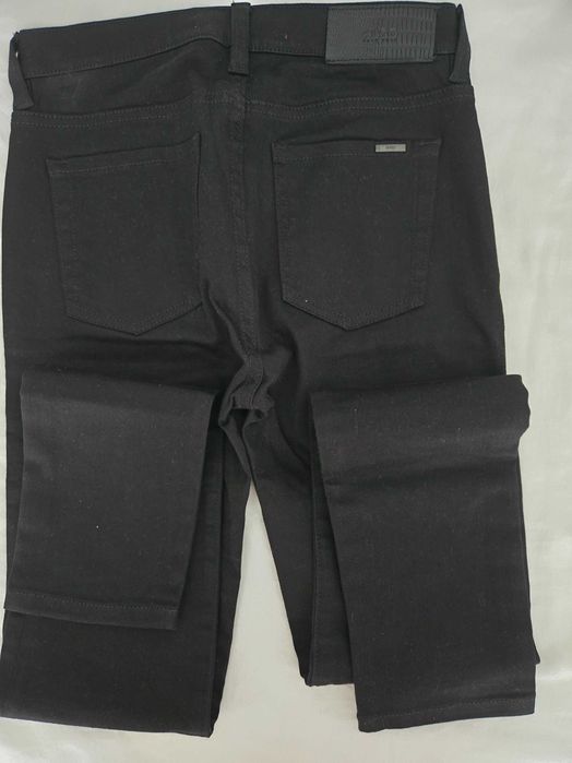 HUGO Skinny Fit Дънки в Черен Деним