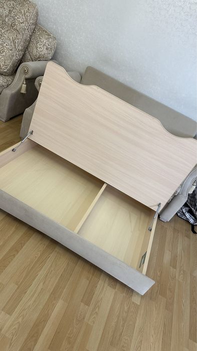 Продам мягкий уголок