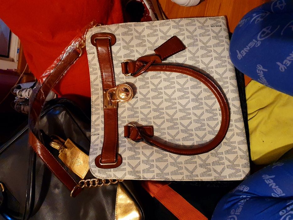 Posete diverse firme