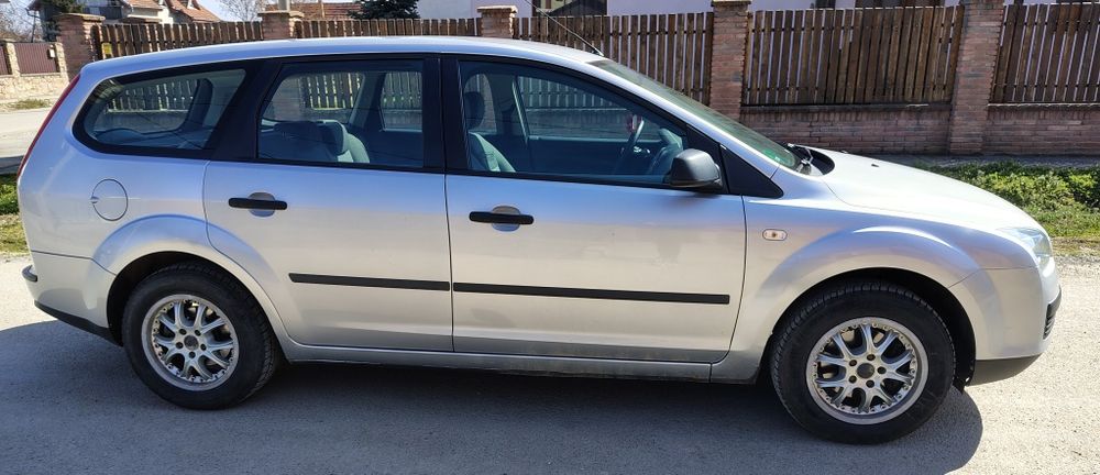 Ford Focus 1.4 benzina, euro 4, inmatr RO.