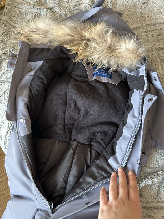 Продам зимнюю одежду детскую