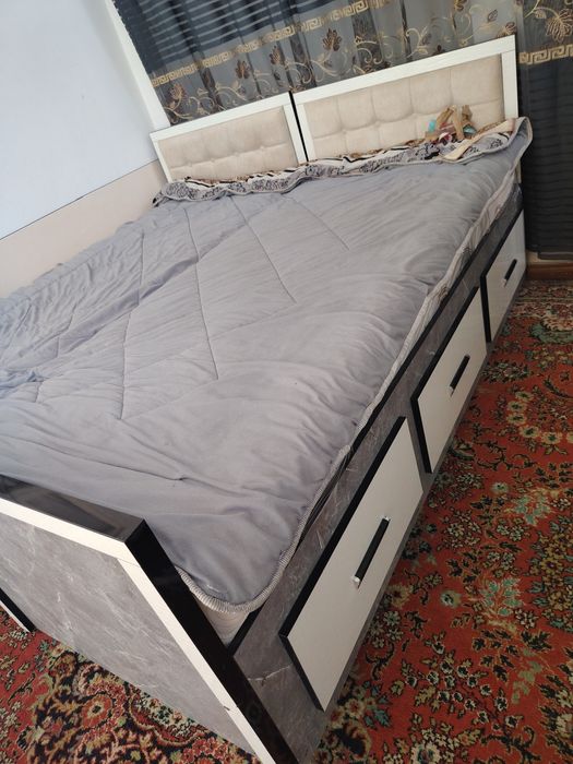 Bolalar va o'smirlar mebeli