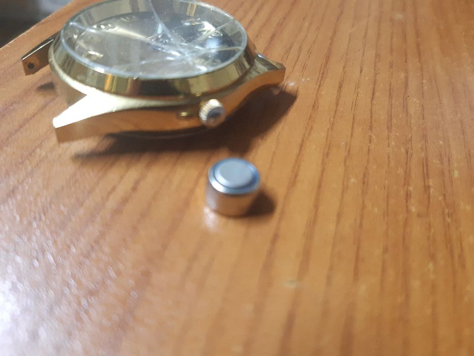 Часы позолоченные