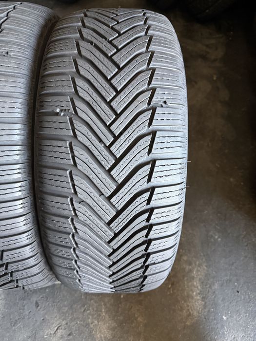 4 anvelope iarna 215/50/17 Michelin 6.5-7 mm!