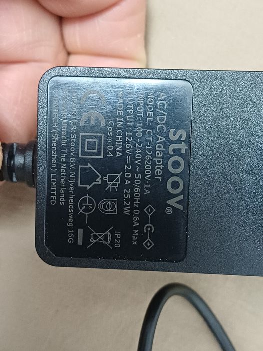 Incarcator alimentator 12,6v  2A perfect functional

#6Incarcator alim