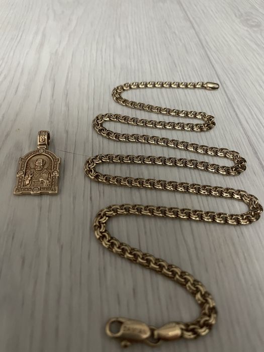 Продам золотую цепочку