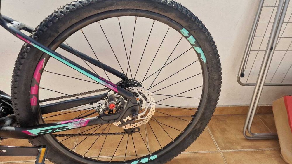 Планински велосипед Cross Causa SL1 27.5 – като нов, с документи