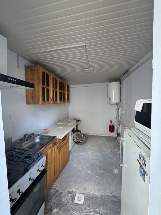 Уй арендага Парвоз махалласи