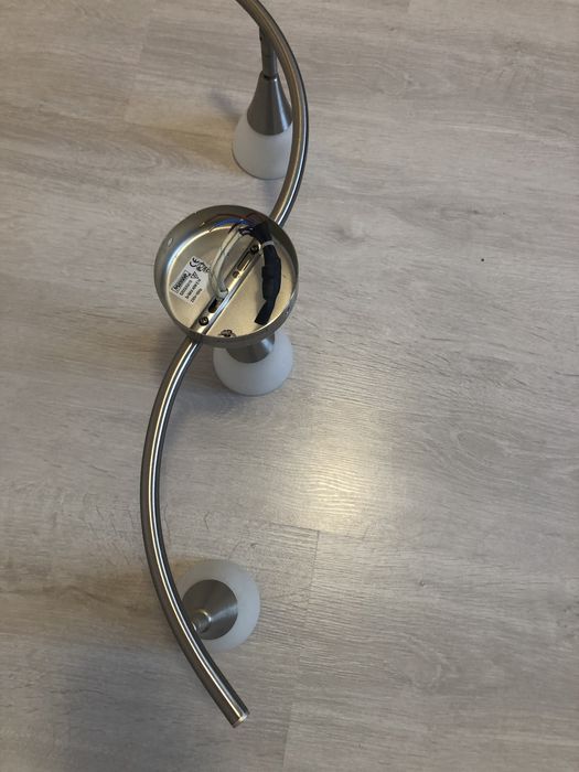 Vand Lustra cu 3 Brate Flexibile