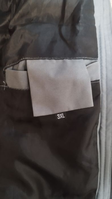 Продам куртку Весна-Осень