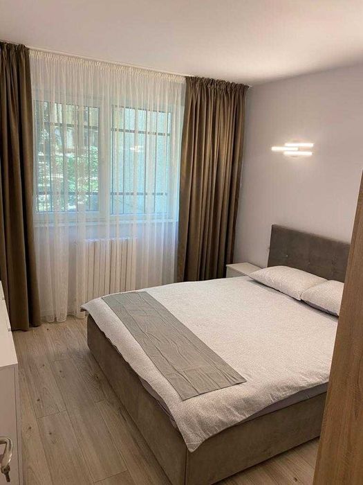 2 camere Tomis 1 Flamanda