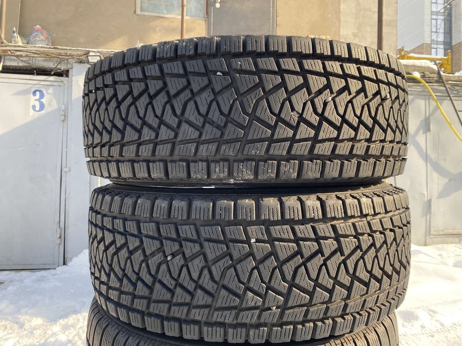 Шины 255/60/18 пара бу