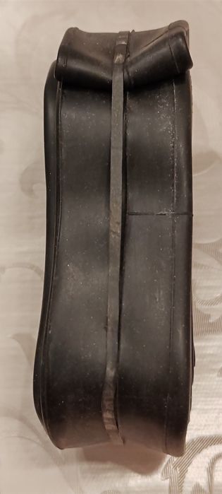 Camera de bicicletă nouă