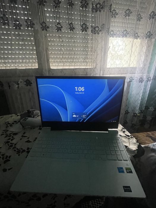 Vand Laptop victus Gaming 144hz