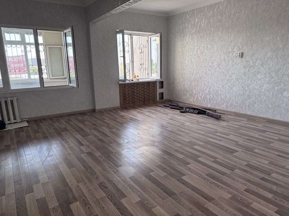 Домбрабод срочно продаётся  3-х ком квартира с евро ремонтом,