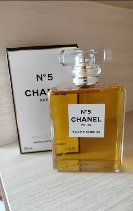 Продаю духи Chanel 5